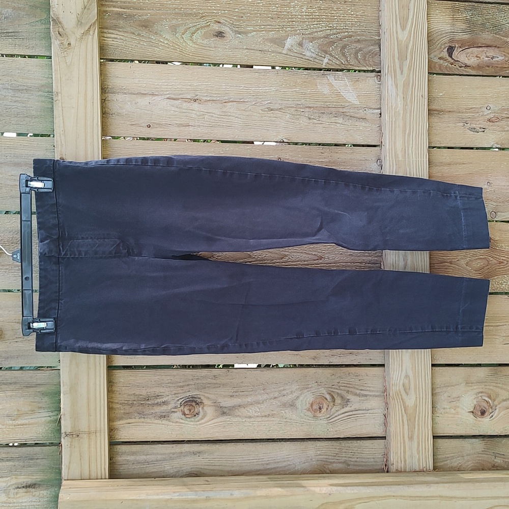🏵️ Everlane Black Straight Leg Pants 🏵️